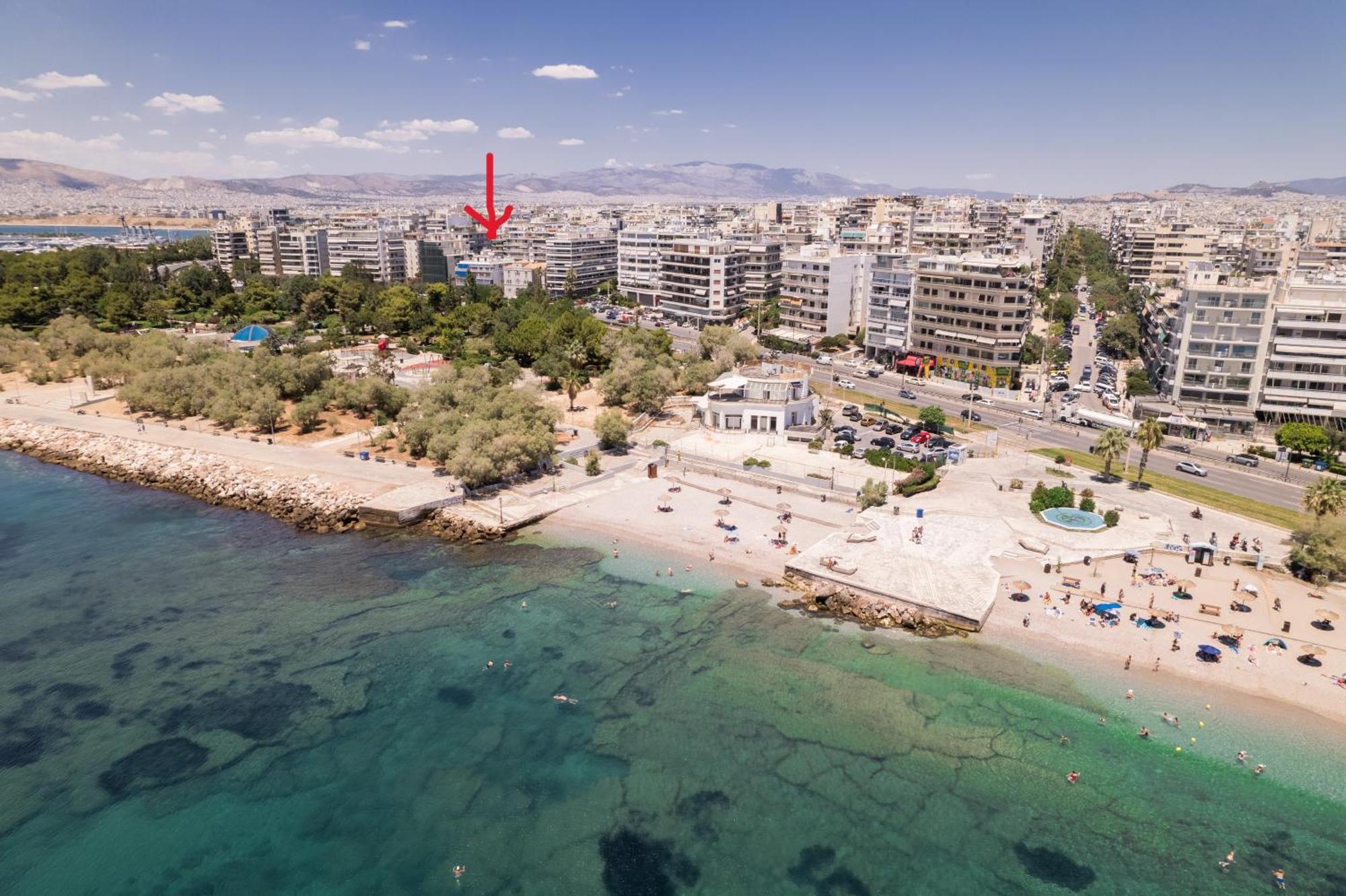 Luxury Seaside Apartment Next To Starbucks Opossite The Beach Park Of Flisvos Αθήνα Εξωτερικό φωτογραφία
